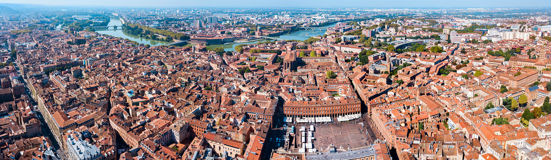 Vue aérienne de Toulouse - agence SOS Débarras Haute-Garonne